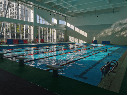 健身中心泳池 健身中心泳池