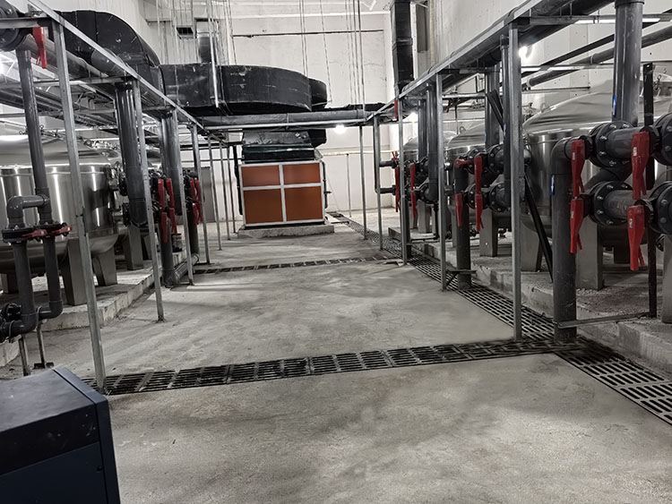 泳池設(shè)備機(jī)房 泳池設(shè)備機(jī)房